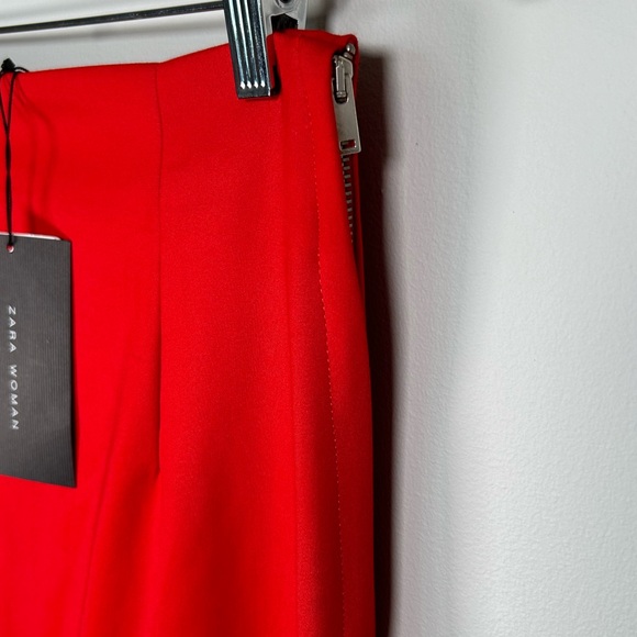 NWT ZARA Woman - Pencil Skirt - Picture 3 of 9